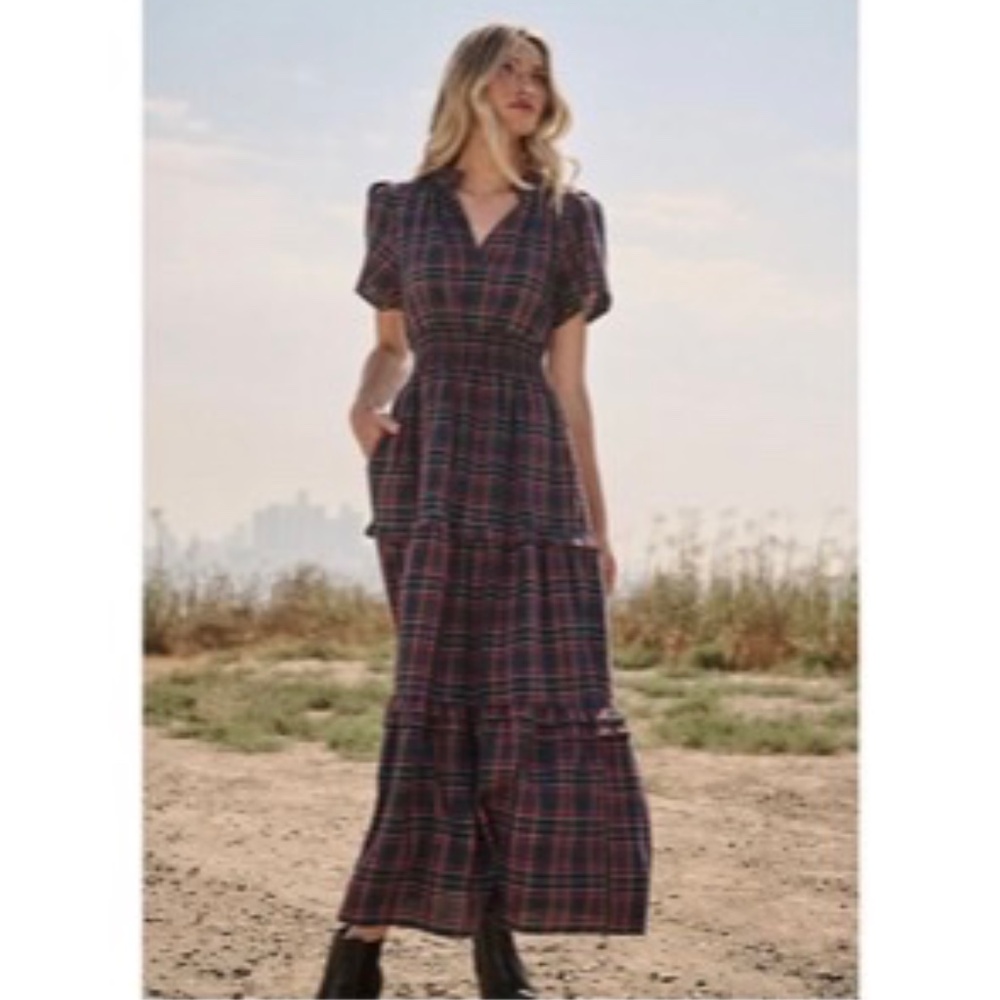 SUGARLIPS Miley Poplin Plaid Print Split V-Neck Short Sleeve Maxi Dress